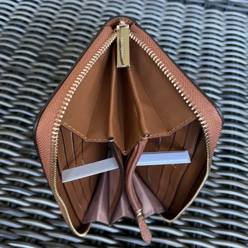 Kate Spade leila large continental walle